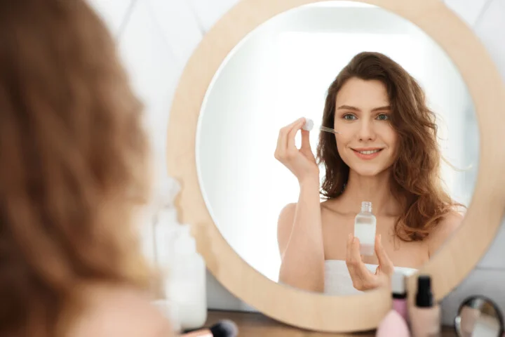 Retinol or hyaluronic acid: This really helps against wrinkles