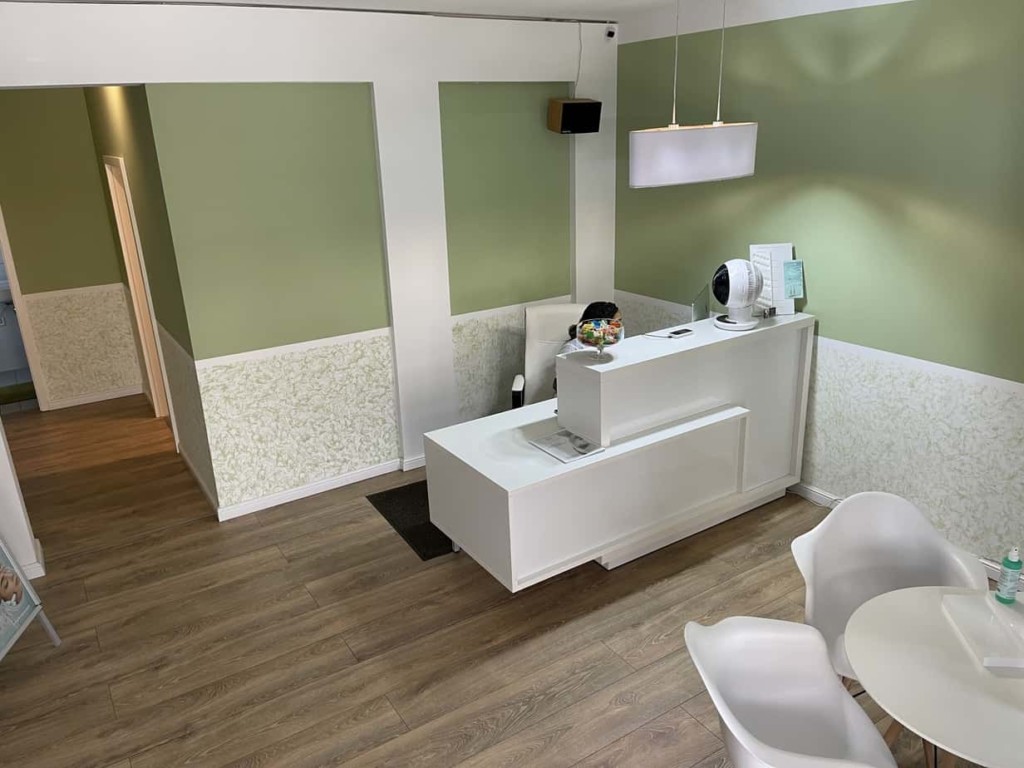 Reception desk